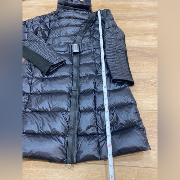 BCBG MaxAzria puffer jacket - Picture 4 of 5